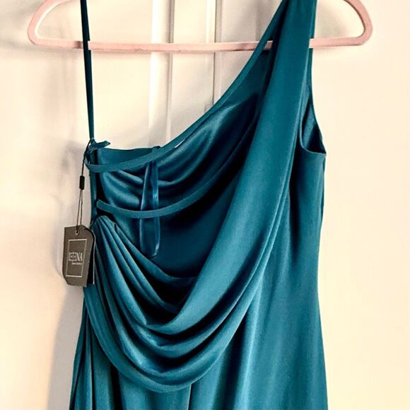 NWT Ieena for Mac Duggal One Shoulder Draped Back Gown in emerald green (Style # - Picture 9 of 14